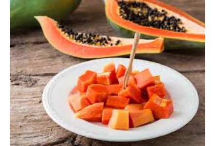  Cleaned and Sliced Cubes Papaya - 600gm-700gm